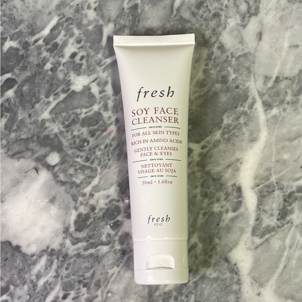 New Fresh‎ Soy Face Cleanser